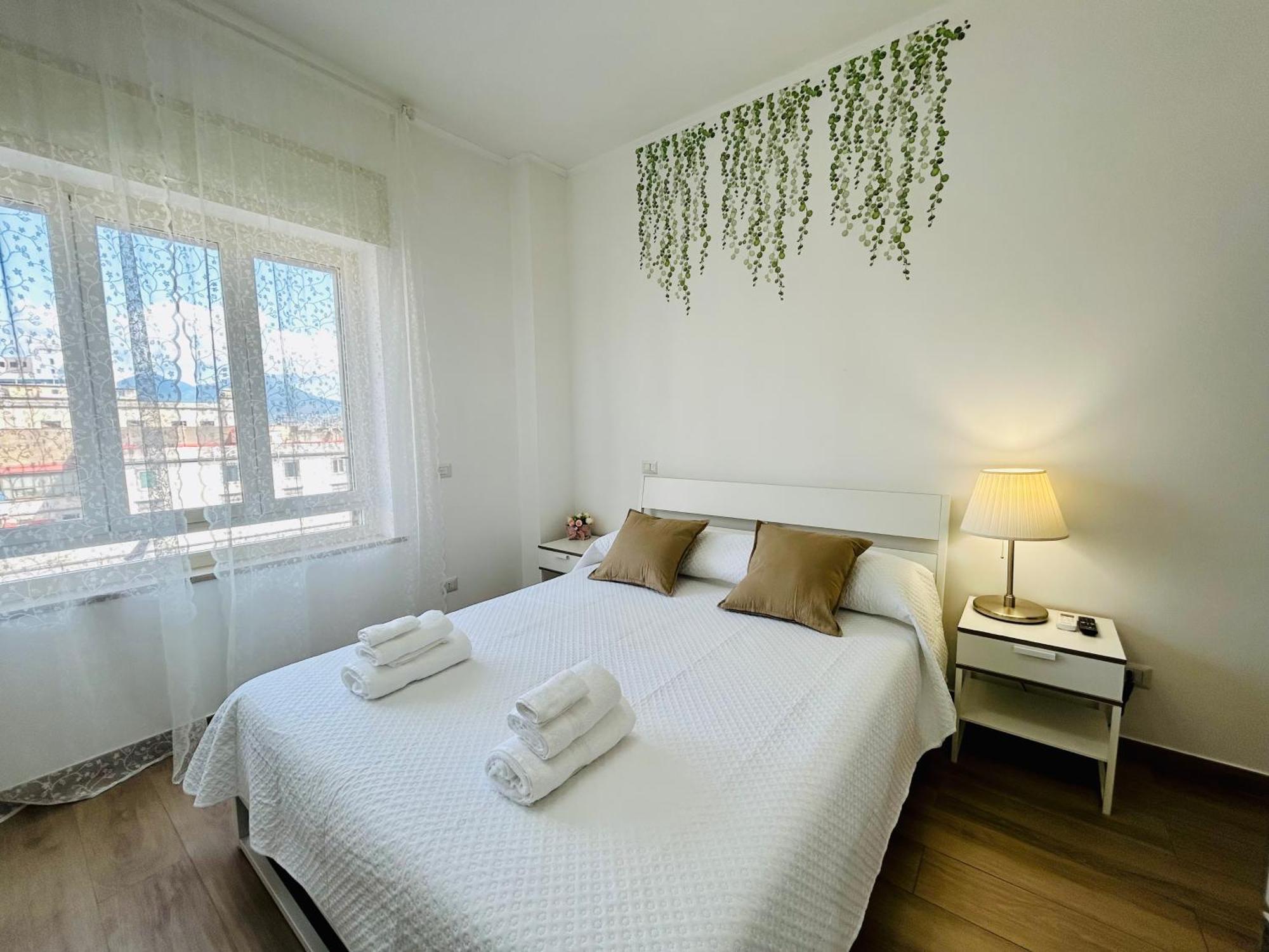 Vivina_081 Otel Napoli Dış mekan fotoğraf
